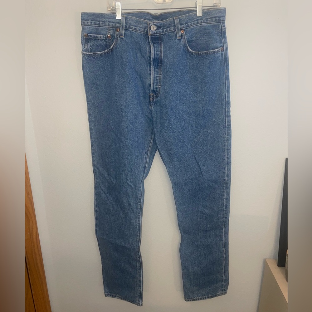 Levi’s 501 Button Fly denim jeans W34 L32 medium wash